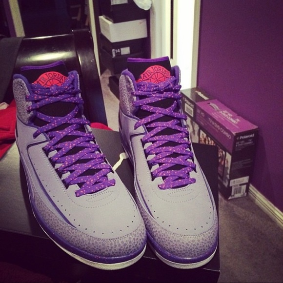 jordan retro 2 purple